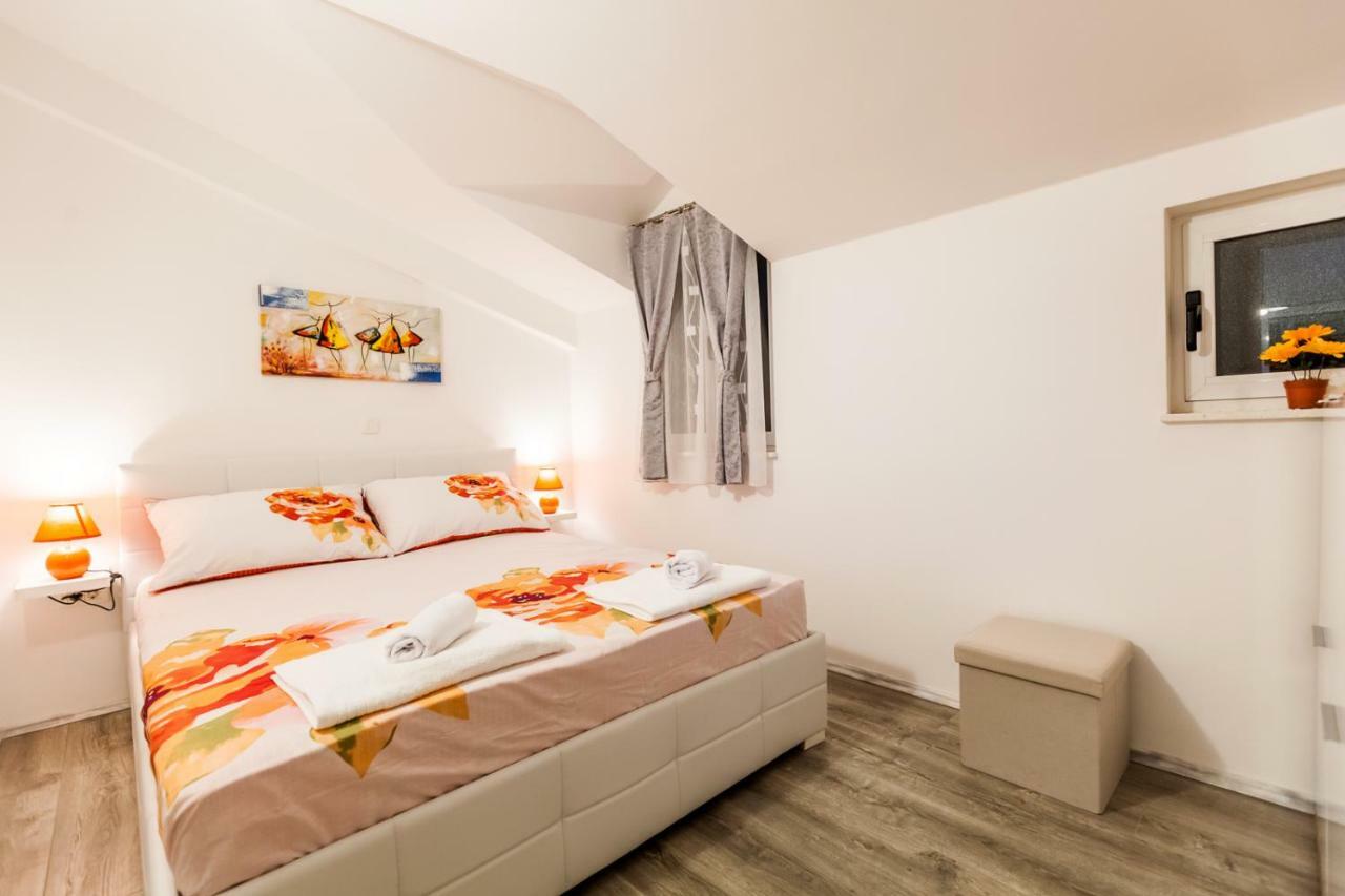 Apartments Mb Kaštela Kültér fotó